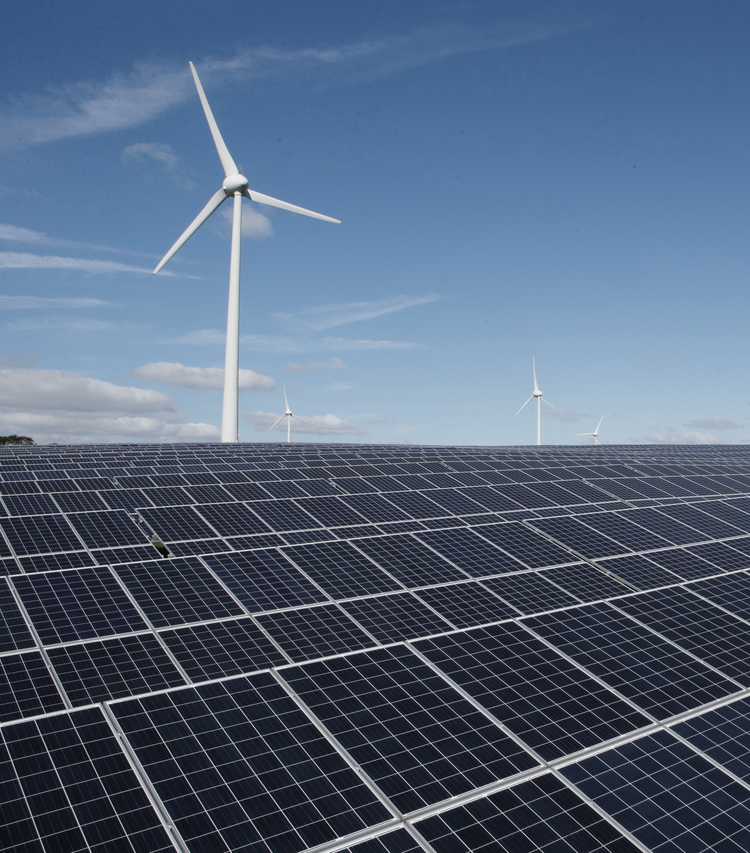 Medium Screen 72 DPI-Vattenfall_wind_solar_03 Medium Screen 72 DPI-Vattenfall_wind_solar_03